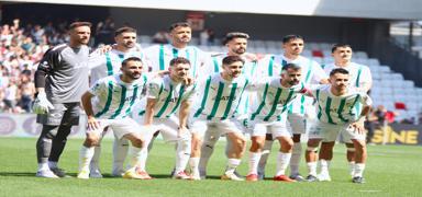 Bursaspor, tarih yaz�yor: T�rkiye'nin en iyi 5 tak�m�ndan biri oldu!