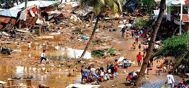 Filipinler'i sel vurdu: 200 bin kiiyi olumsuz etkiledi