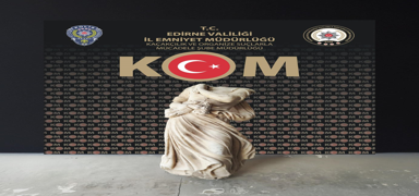 Edirne'de otomobilin bagaj�nda neoklasik d�neme ait kad�n heykeli ele ge�irdi