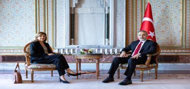 Bakan Fidan, BM Genel Sekreteri'nin Kbrs ahsi Temsilcisi Cuellar' kabul etti