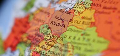 Polonya'daki seim sonucunda iki aday da zaferini ilan etti