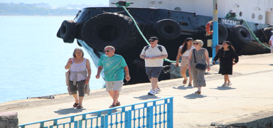 Alanya'ya turist ak�n�!