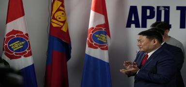 Moolistan'da hkmet krizi! Babakan Oyun-Erdene istifa etti