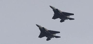 40 adet JF-17 i�in imzalar at�ld�