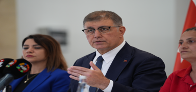 zmir Valilii'nden Cemil Tugay'a 'kurban ba kampanyas' yalanlamas