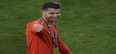 Cristiano Ronaldo'dan Portekiz Milli Takm'yla 3. kupa!
