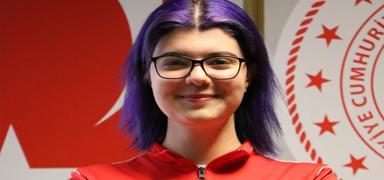 Milli sporcu Elif Berfin Altun, Almanya'da rekor k�rd�