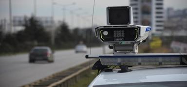 Bayramda kesilen radar cezalar! AK Parti'den aklama: Otoyollarda lml trafik kazas yok