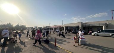Blgedeki gerilim hava trafiini etkiledi: rak uular rnak'a ynlendirildi