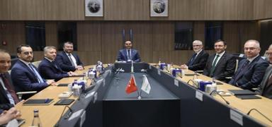 Bakan Kacr, ROKETSAN' ziyaret etti