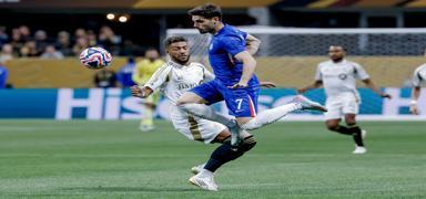 Chelsea galibiyetle balad