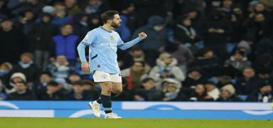 Bernardo Silva: Manchester City'de kalmaya karar verdi