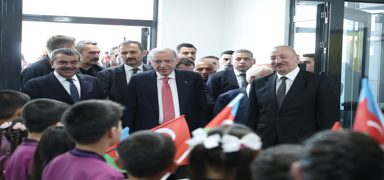 Cumhurbakan Erdoan, Haydar Aliyev lkokulu'nu ziyaret etti