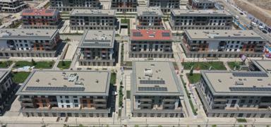 Deprem b�lgesinde asr�n seferberli�i! Teslim edilen konut say�s� 250 bini ge�ti