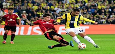 Manchester United ayrl aklad
