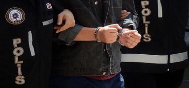 zmir'de FET operasyonunda 14' polis 20 pheli yakaland
