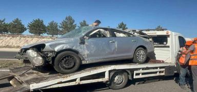 Nevehir'de kahreden kaza! Anne ld, 2 yandaki bebei yaraland