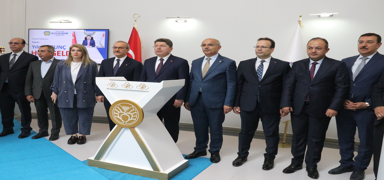 Bakan Tun'tan darbeci anlaya tepki: Hi bo durmuyorlar