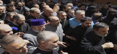 Ermenistan'da darbe giriimi operasyonu: Bapiskopos Ajapahyan tutukland