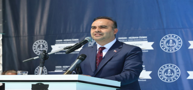 Bakan Kacr: Yaz Akademileri, 7'nci ve 8'inci snf rencilerimize kaplarn ayor
