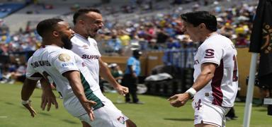 Fluminense, Inter'i 2 golle geti
