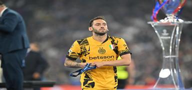 Hakan alhanolu'na dev teklif