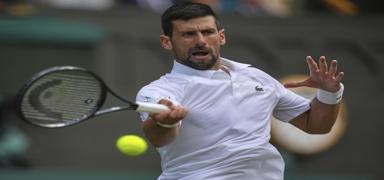 Djokovic, Alex De Minaur'u rahat geti
