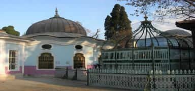 Kerbela'nn stanbul'daki simgeleri: ifte Sultanlar