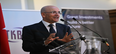 Bakan �im�ek: T�rk liras�ndaki oynakl�k �nemli �l��de azald�