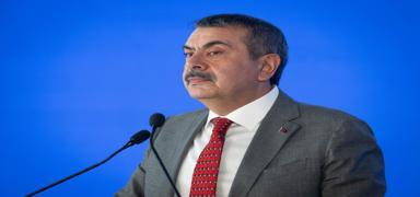 Bakan Tekin'den zorunlu e�itim a��klamas�: Talep olursa de�erlendiririz