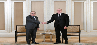 Aliyev-Painyan anlamaya vard!