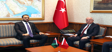Bakan Gler, Libyal mevkidan kabul etti