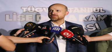 TGVA Yksek stiare Kurulu yesi Bilal Erdoan genlerle bir araya geldi