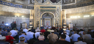 15 Temmuz �ehitleri dualarla an�ld�