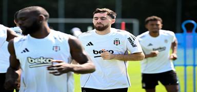 Be�ikta�'ta yeni sezon haz�rl�klar� s�r�yor