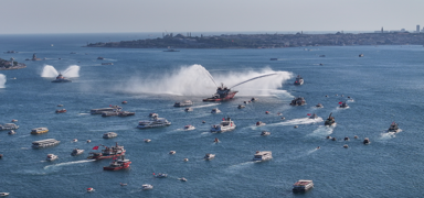 stanbul Boaz'nda 15 Temmuz ehitleri anld