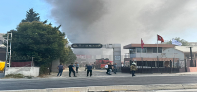 Esenyurt'ta fabrika yang�n�!