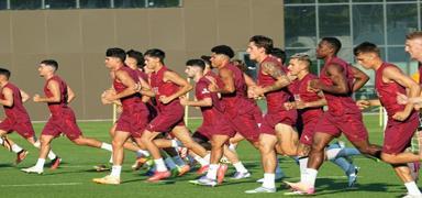 Galatasaray'da gzler yeni sezonda