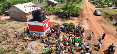 T�rk K�z�lay'� Uganda'ya su kuyular� a�t�