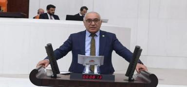 �stifa dalgas� b�y�yor