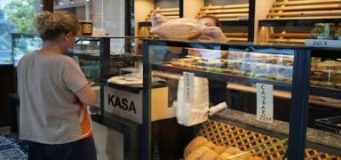 Mahkemeye ta��nan ekmek zamm�nda karar: Valilik ve vatanda� kazand�