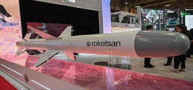 IDEF 2025'e Roketsan m�hr�! Stratejik s�zle�melere imzalar at�ld�