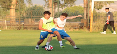 Menemen FK'dan, Gktrk Efe'ye profesyonel szleme