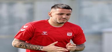 Rey Manaj, Sivasspor'dan ayr�l�yor! ��te yeni tak�m�