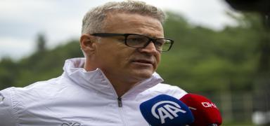 �rfan Buz: Her zaman zirveyi isteyen bir kul�b�z