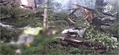 D��en yolcu u�a��nda kurtarma �al��malar� s�r�yor