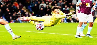 Manchester City'den kaleye dev geri dn: James Trafford