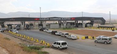 Sabiha Gken ve Habur'da operasyon! Yaklak 122,2 milyon liralk kaak telefon ele geirildi
