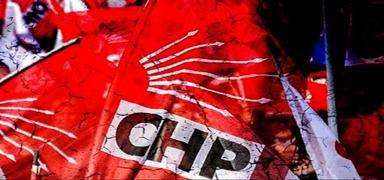 CHP'de toplu istifa depremi