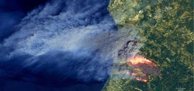 Portekiz alev alev: 3 b�y�k orman yang�n�na kar�� seferberlik